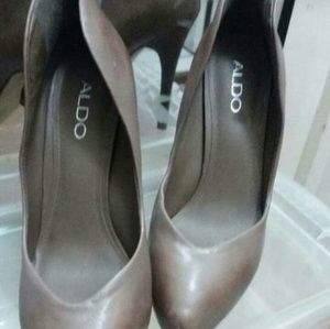 Aldo high heels (taupe)